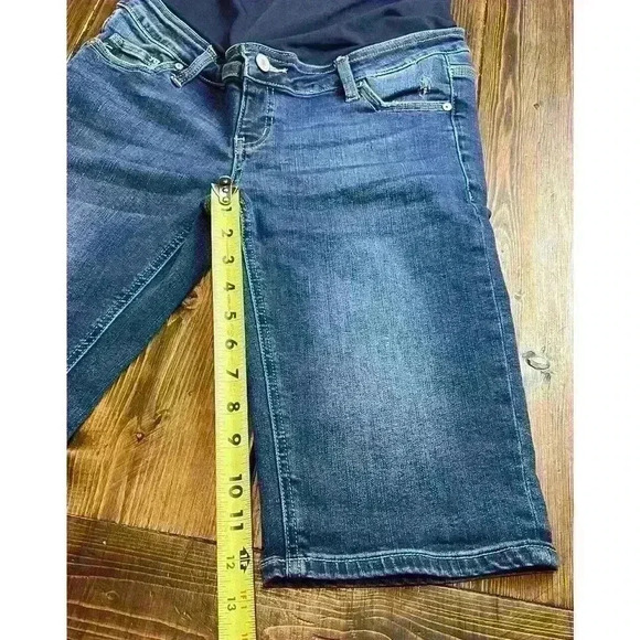 Kancan Maternity Denim Capris Dark Wash Distressed Size 7 - Picture 4 of 9